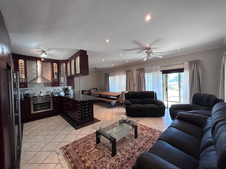 3 Bedroom Property for Sale in Jeffreys Bay Central Eastern Cape